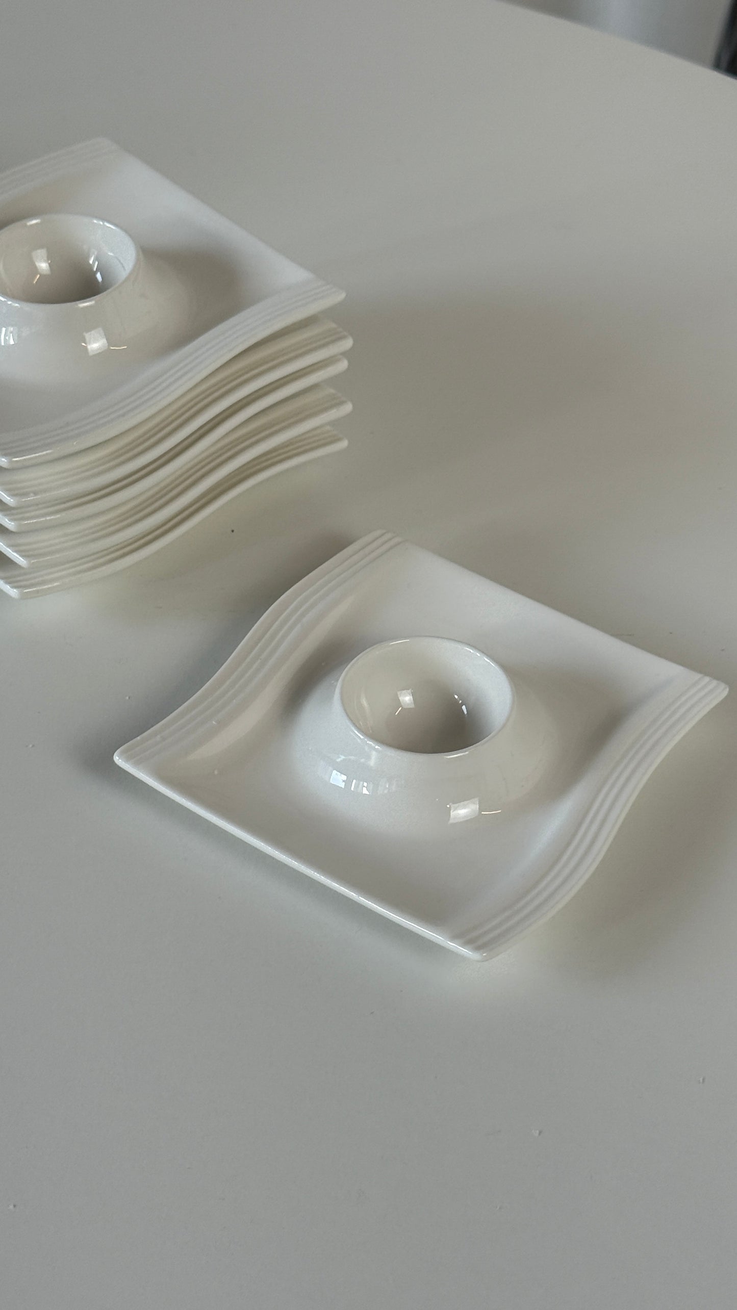 Æggebæger, porcelæn