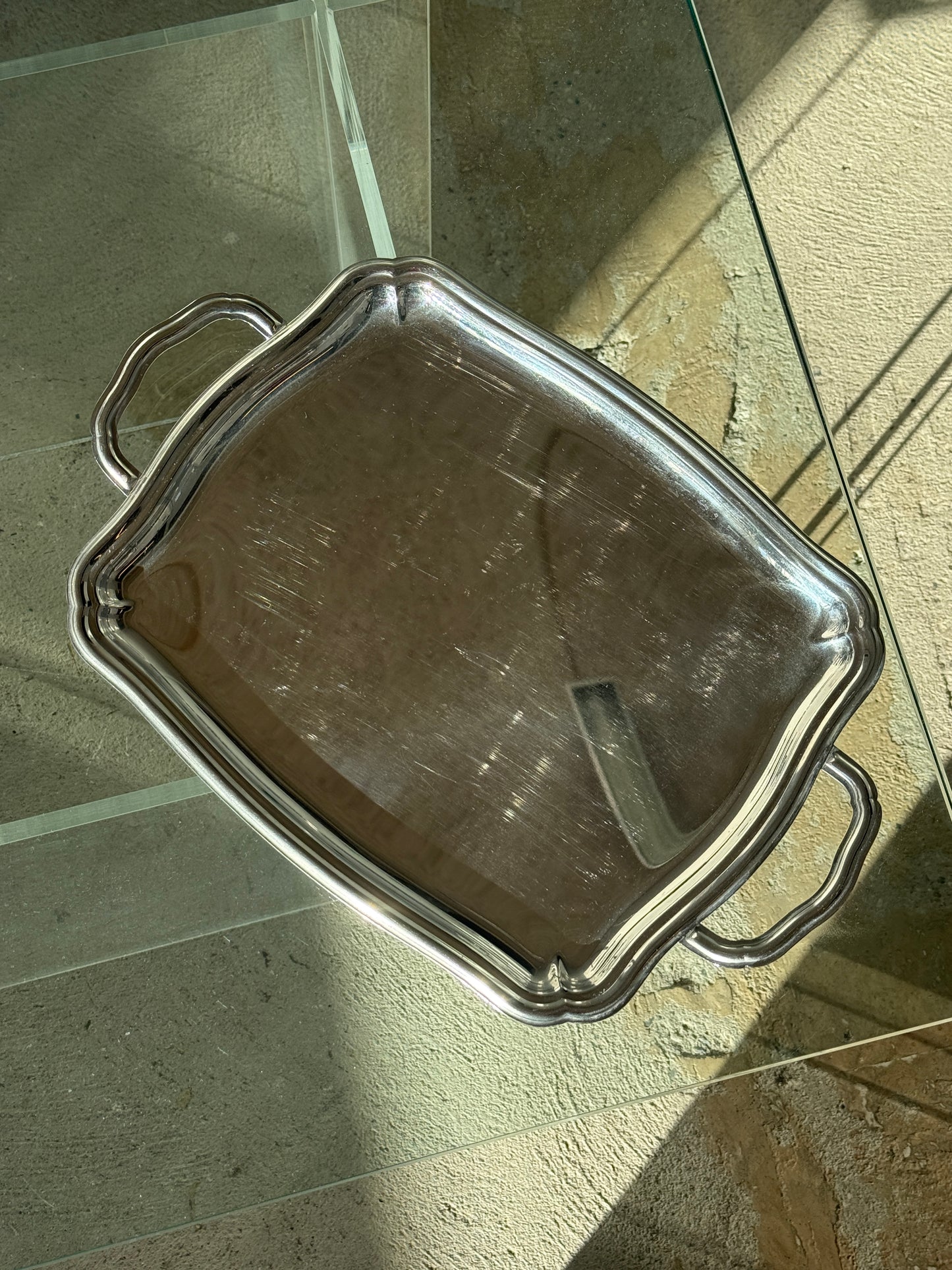 Serveringsfad med håndtag, metal