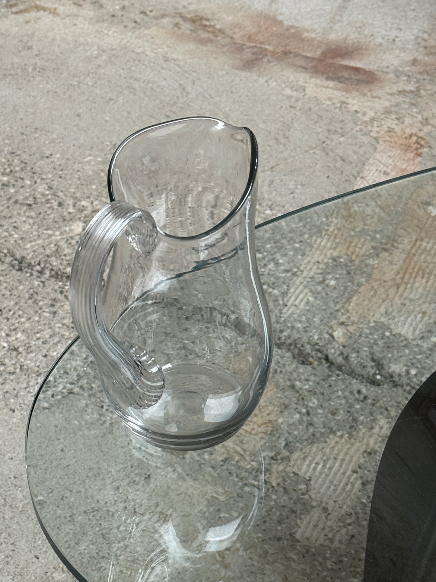 Mundblæst vandkande