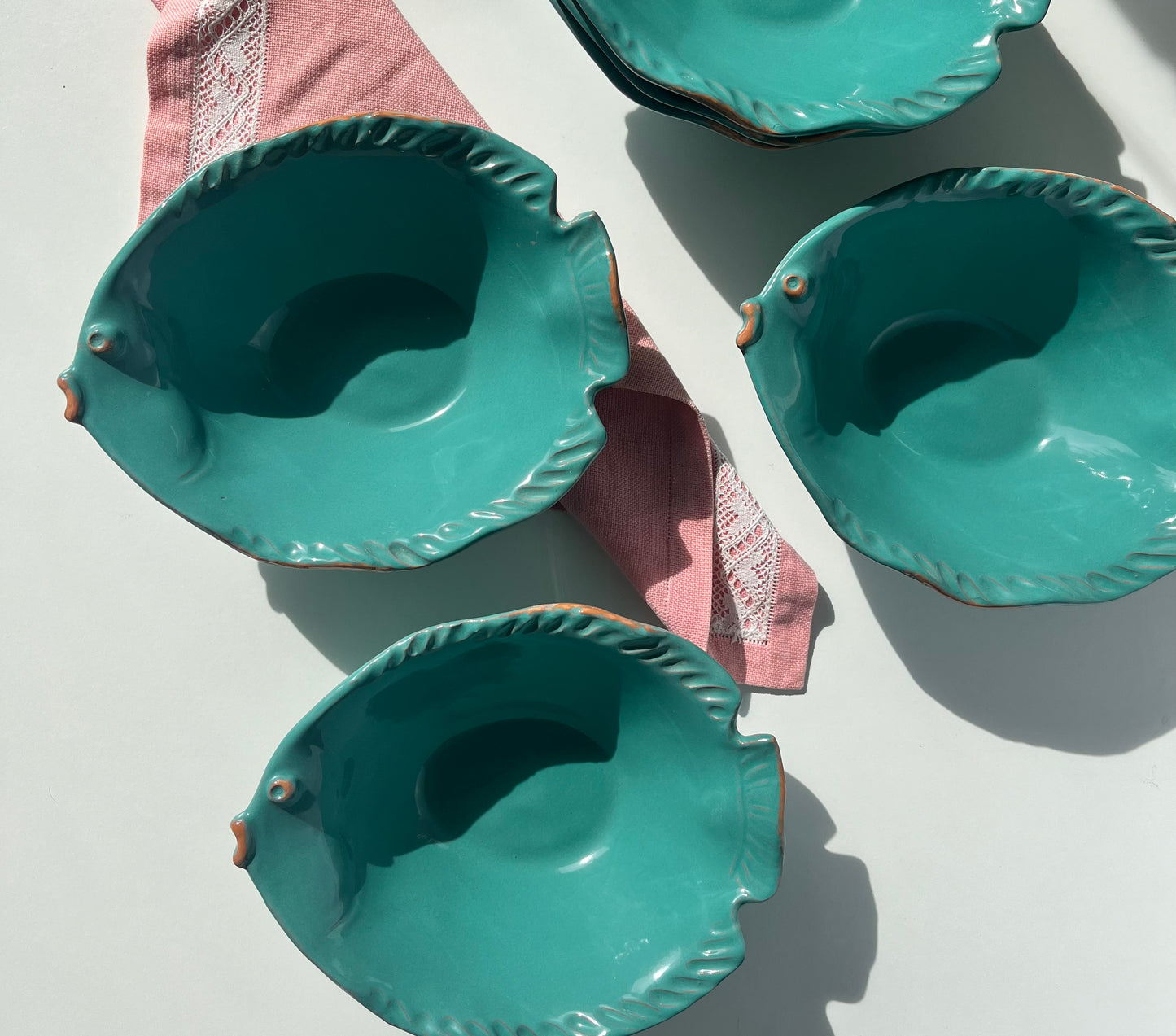 Fiskeskåle fra Italien, keramik