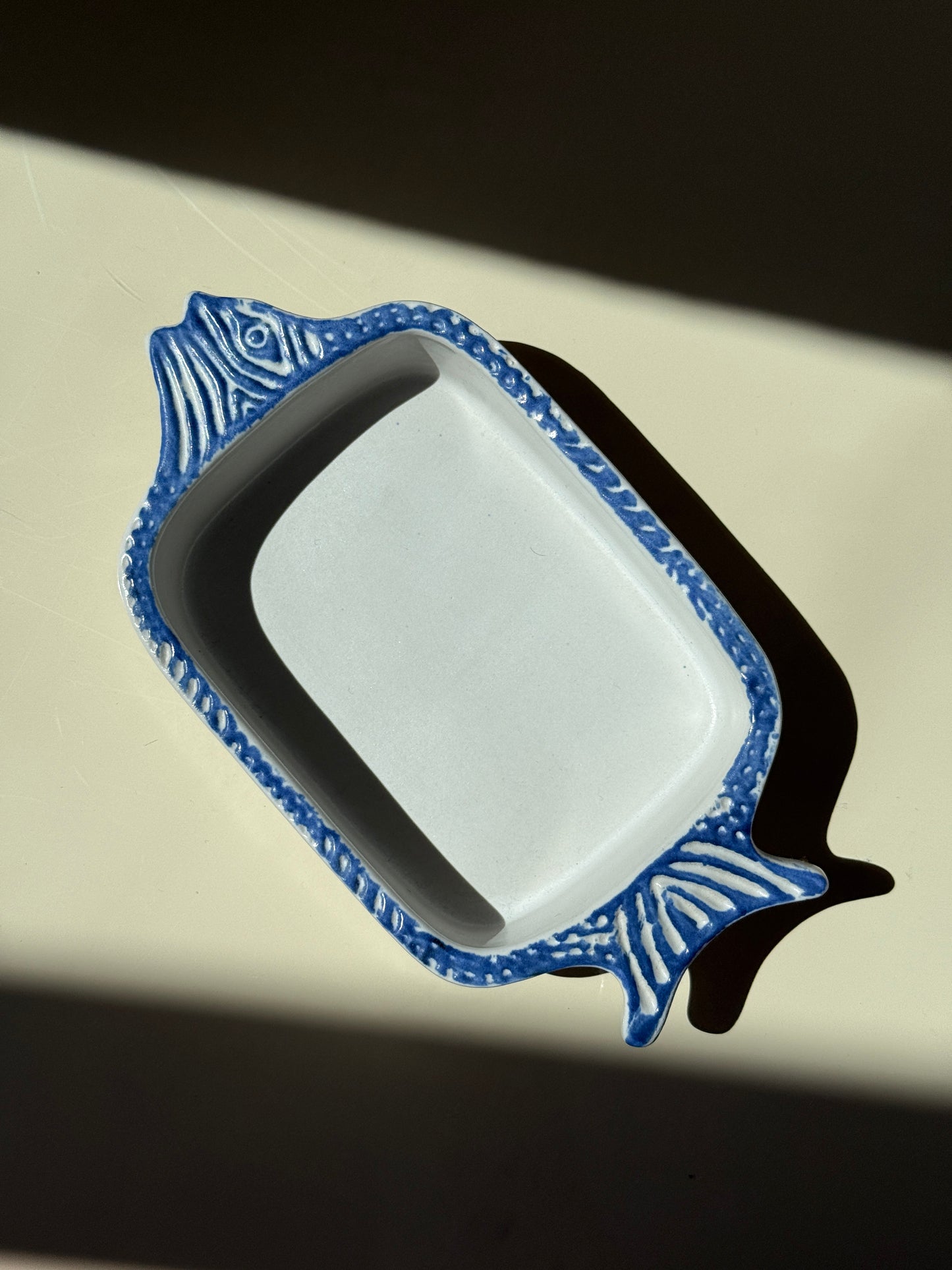 Fiskeskål – stentøj fra Tyskland