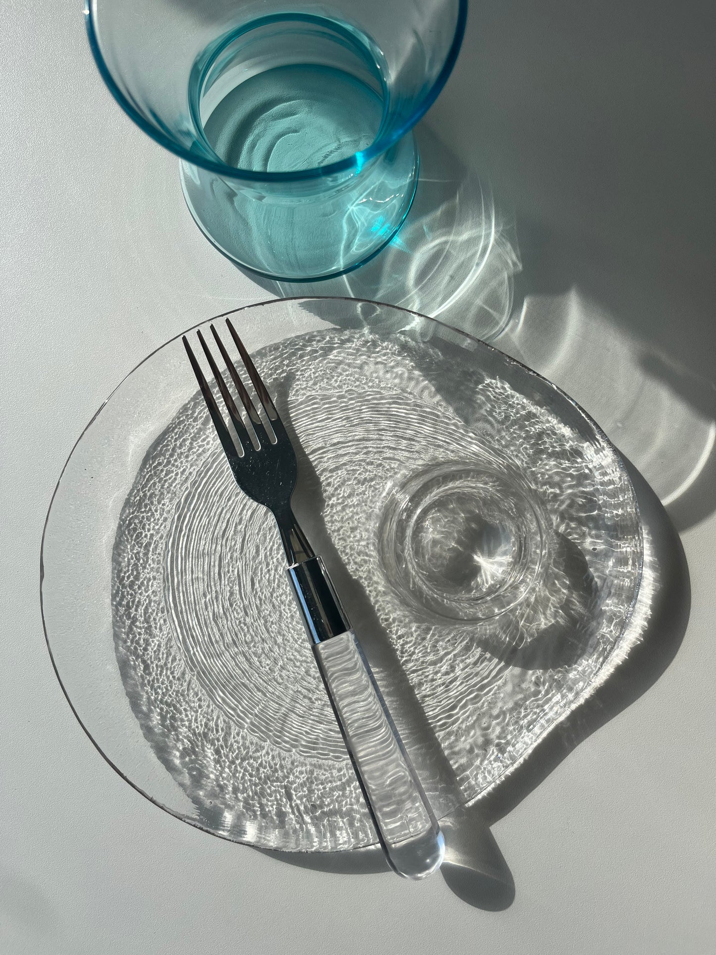 Glastallerkner, Pukeberg