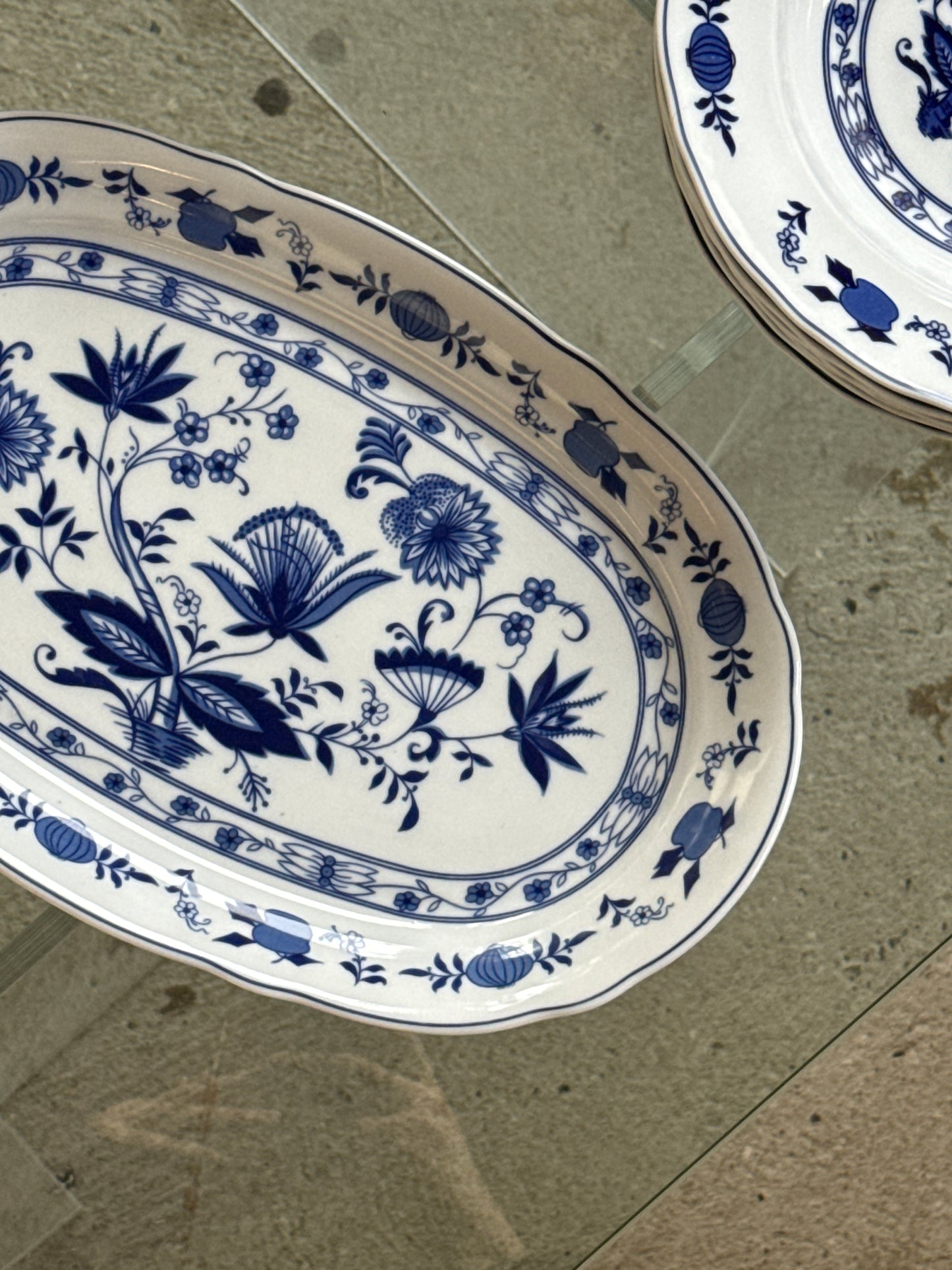 Tallerkner & fade med Blue Onion mønster
