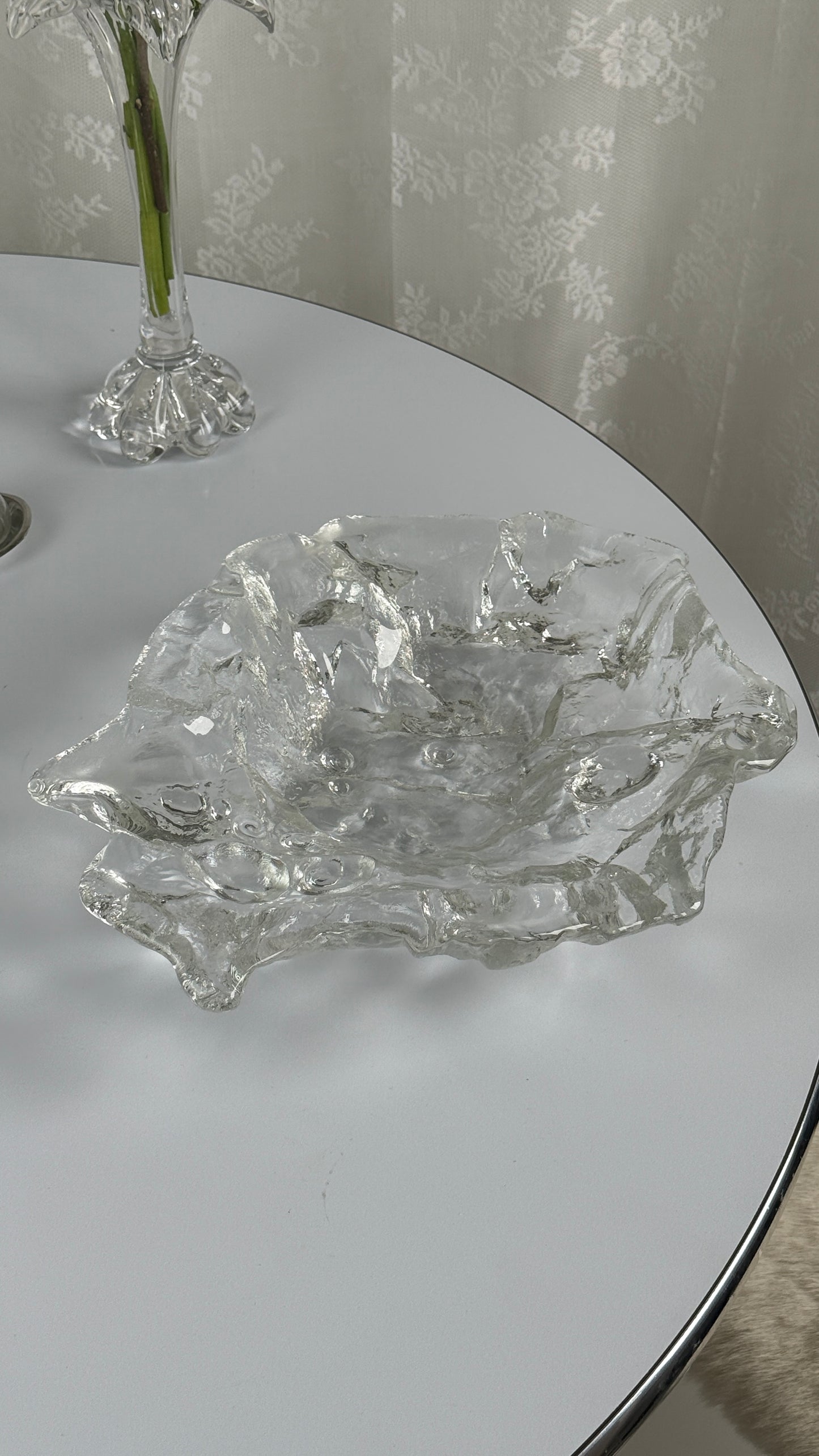 Skulpturel, massiv glasskål - large udgave