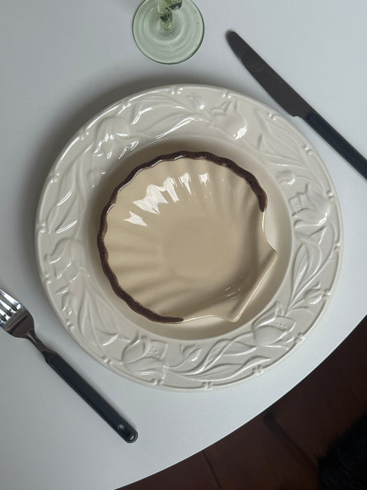 Muslingeformede serveringsskåle