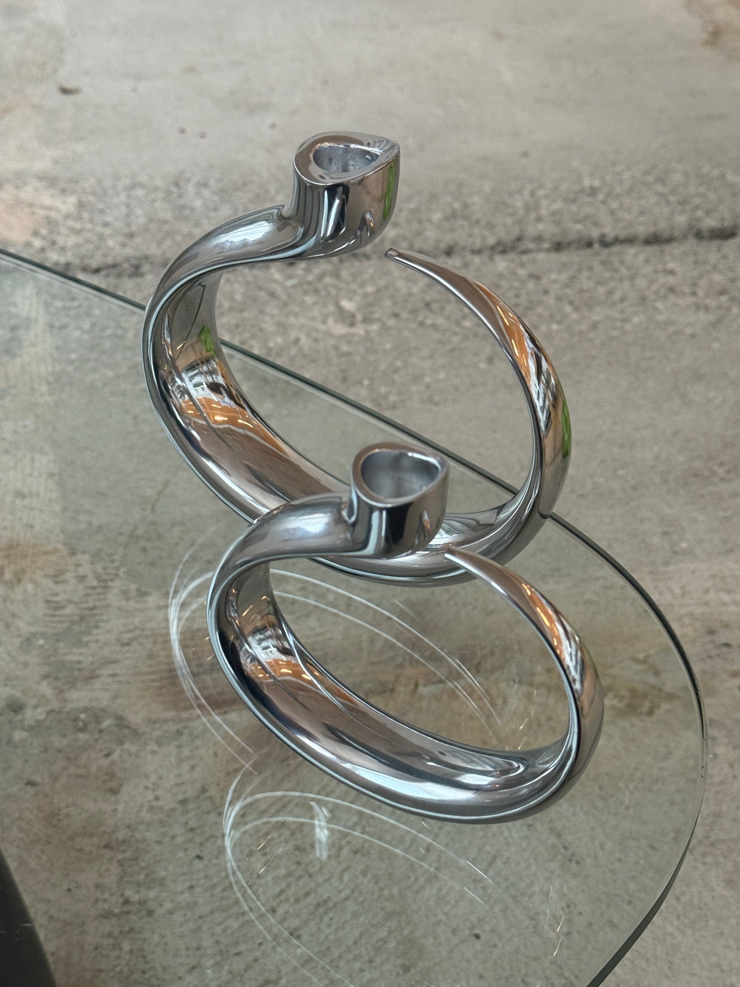 'Globe' Lysestager, Neil Cohen