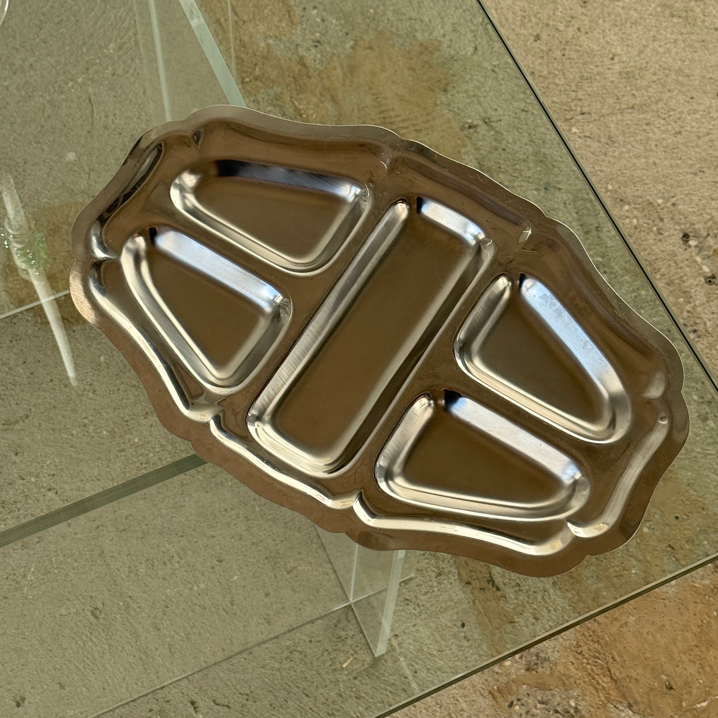 Serveringsfad med fem rum