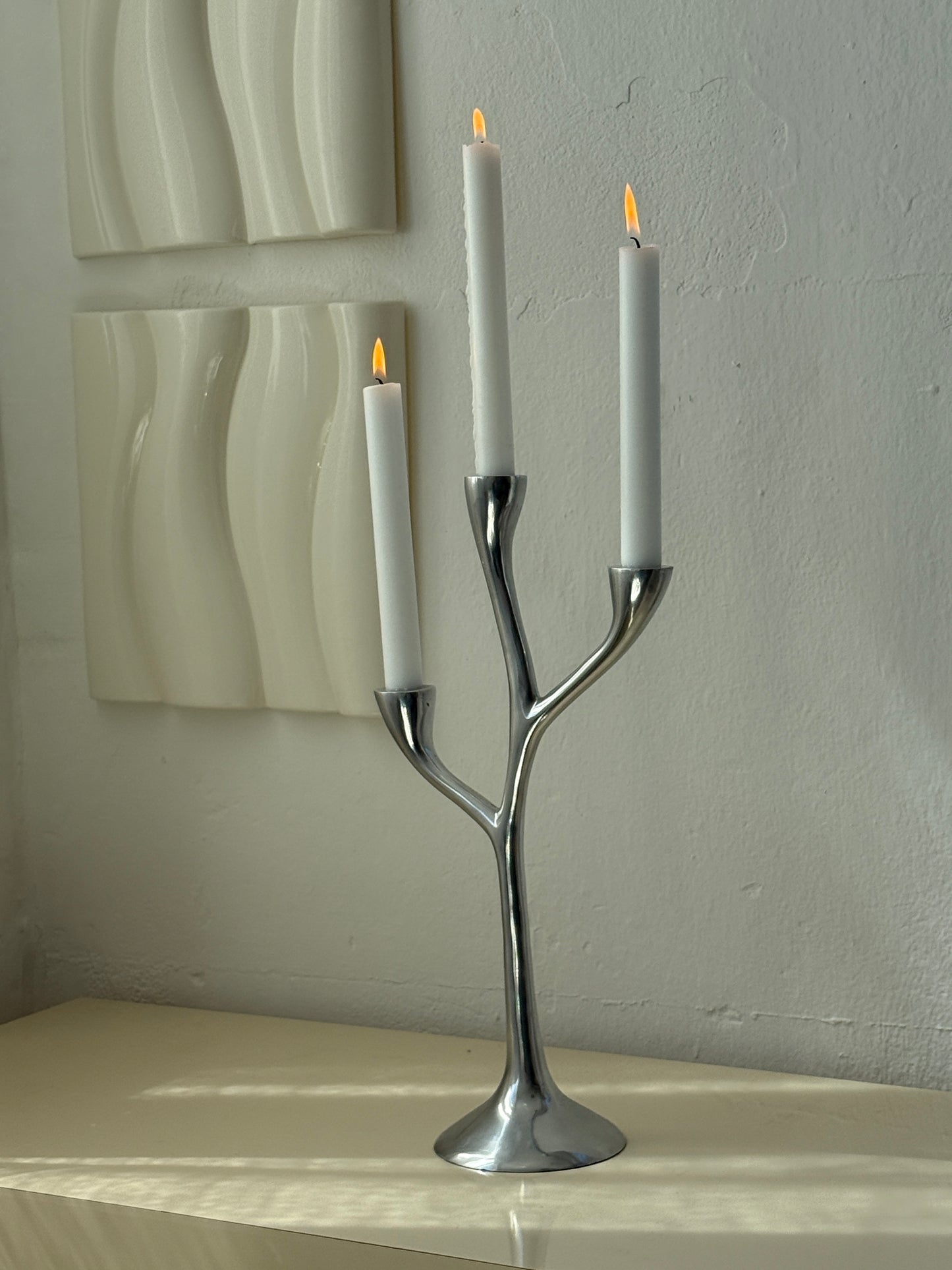 Lysestage med tre grene, blank aluminium