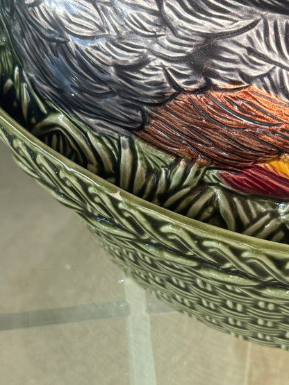 Keramisk andeformet terrin