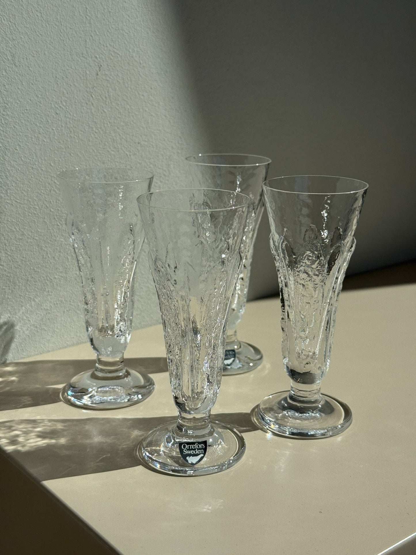 Orrefors snapseglas, "Eden" af Lars Hellsten, 4 stk