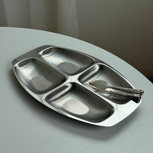 Alessi serveringsfad med 4 rum – inox 18/10