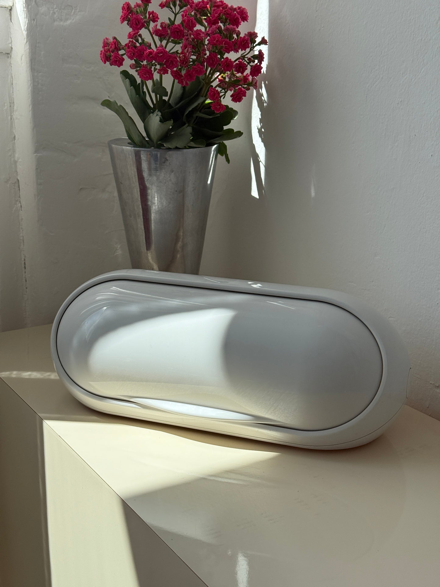 Space age, brødkasse