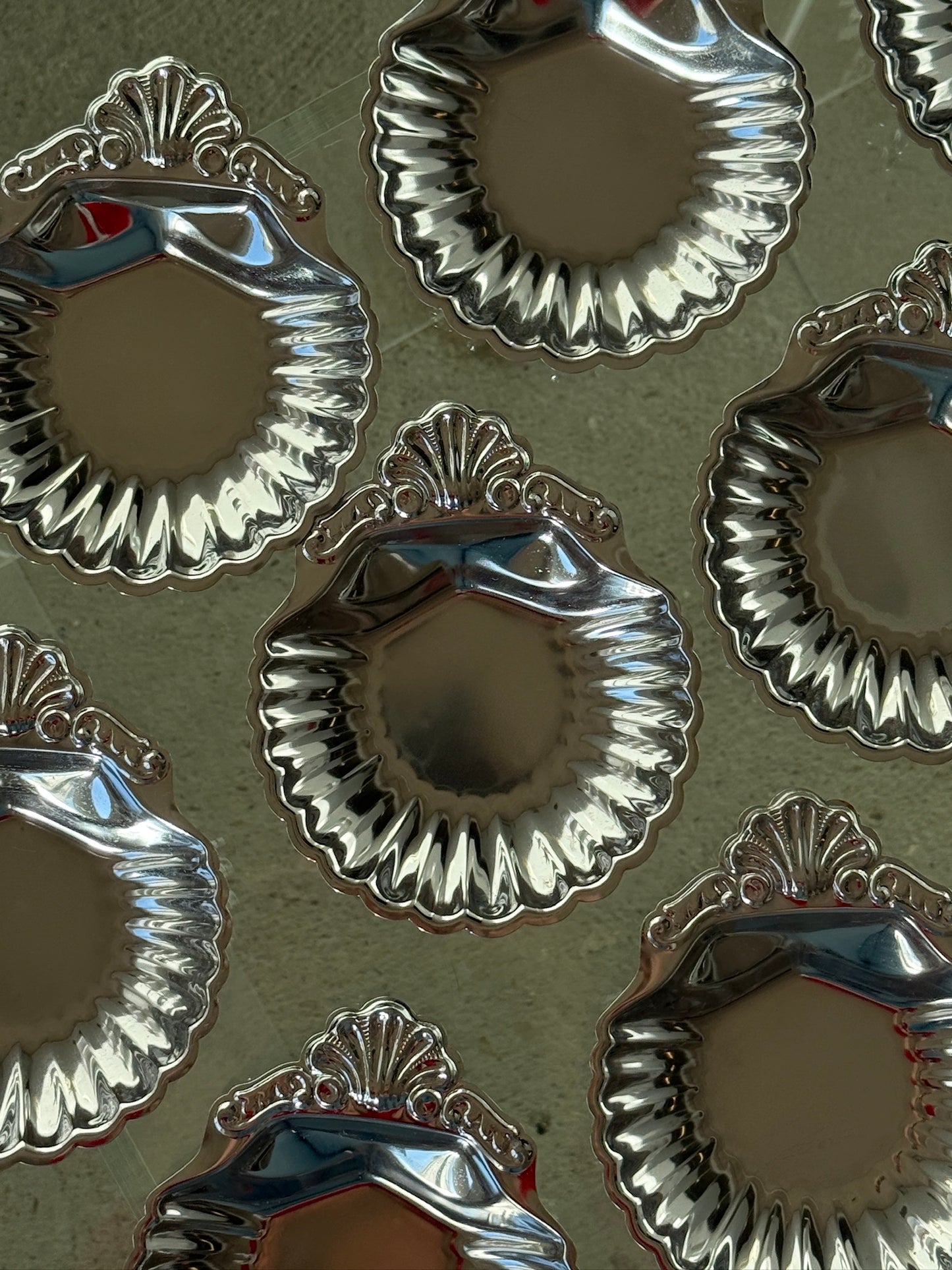 Muslingeformet asietter fra Frankrig