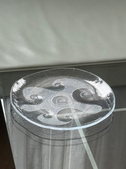 Glasfad med bølgemotiv, Holmegaard