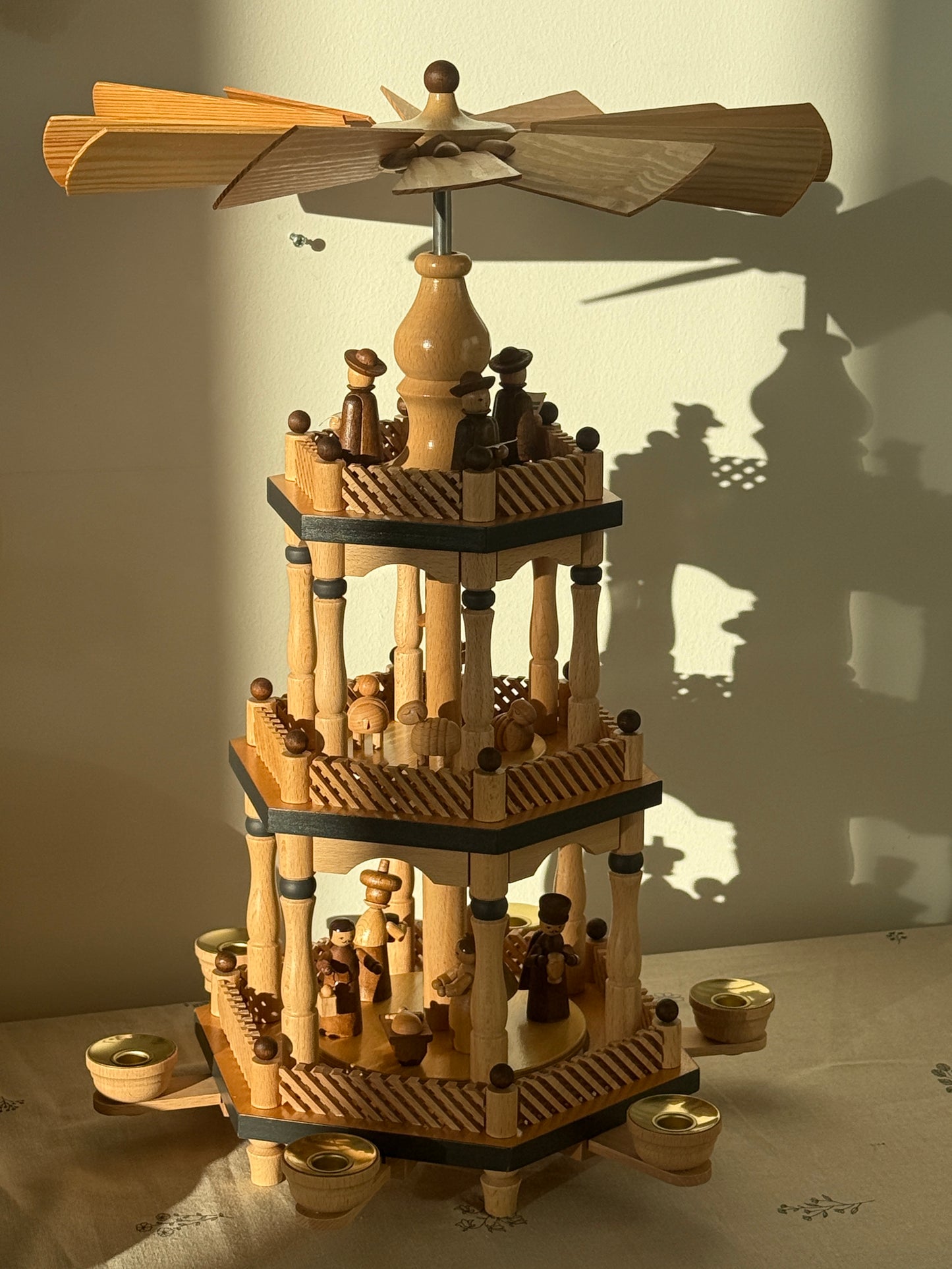 Erzgebirge julepyramide, 3 etager