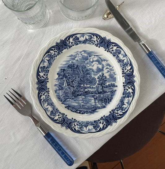 Engelsk tallerkner, blå/hvid fajance