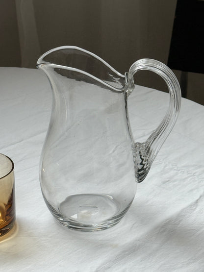 Mundblæst vandkande