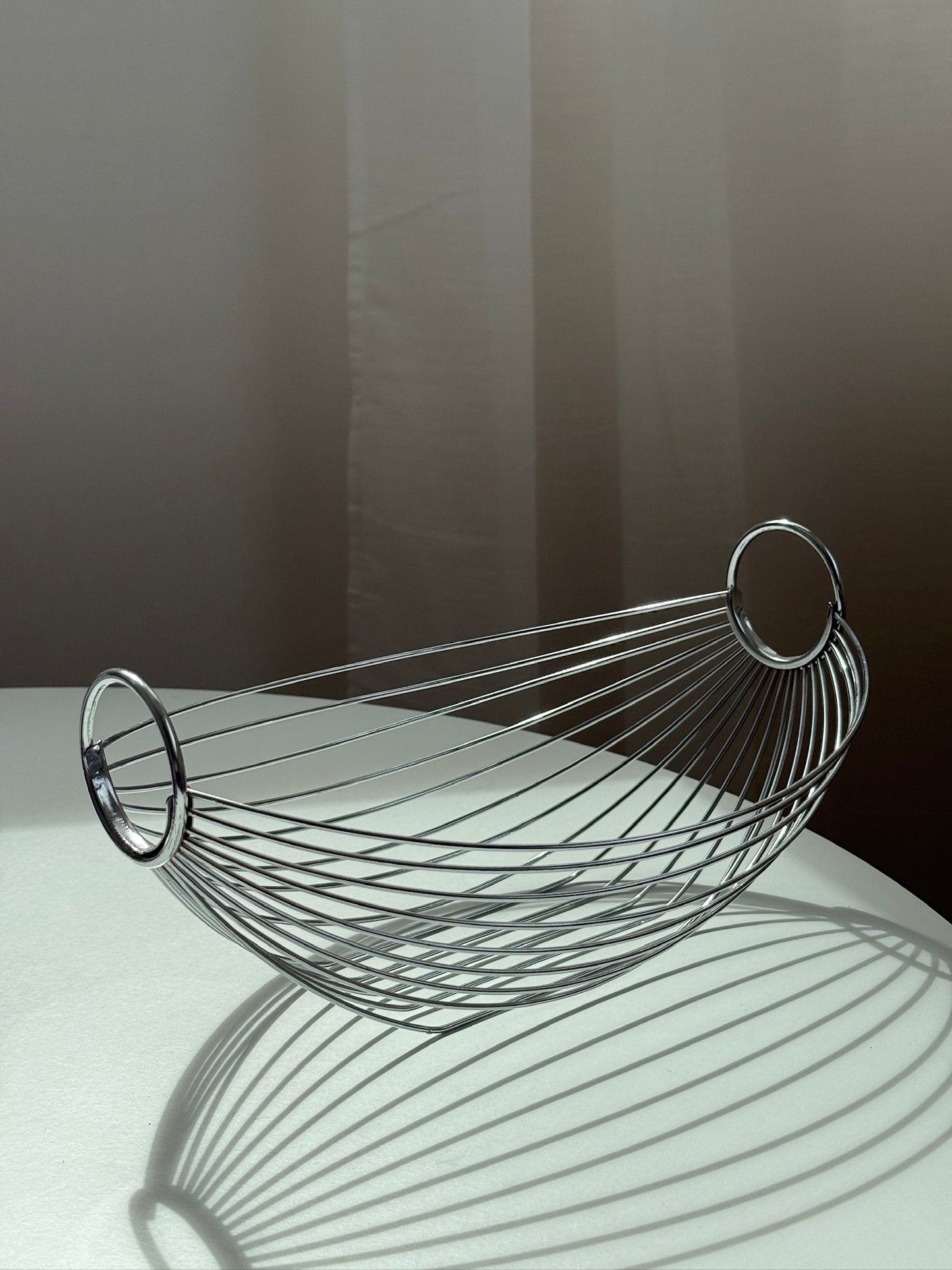 Frugtkurv i forkromet stål