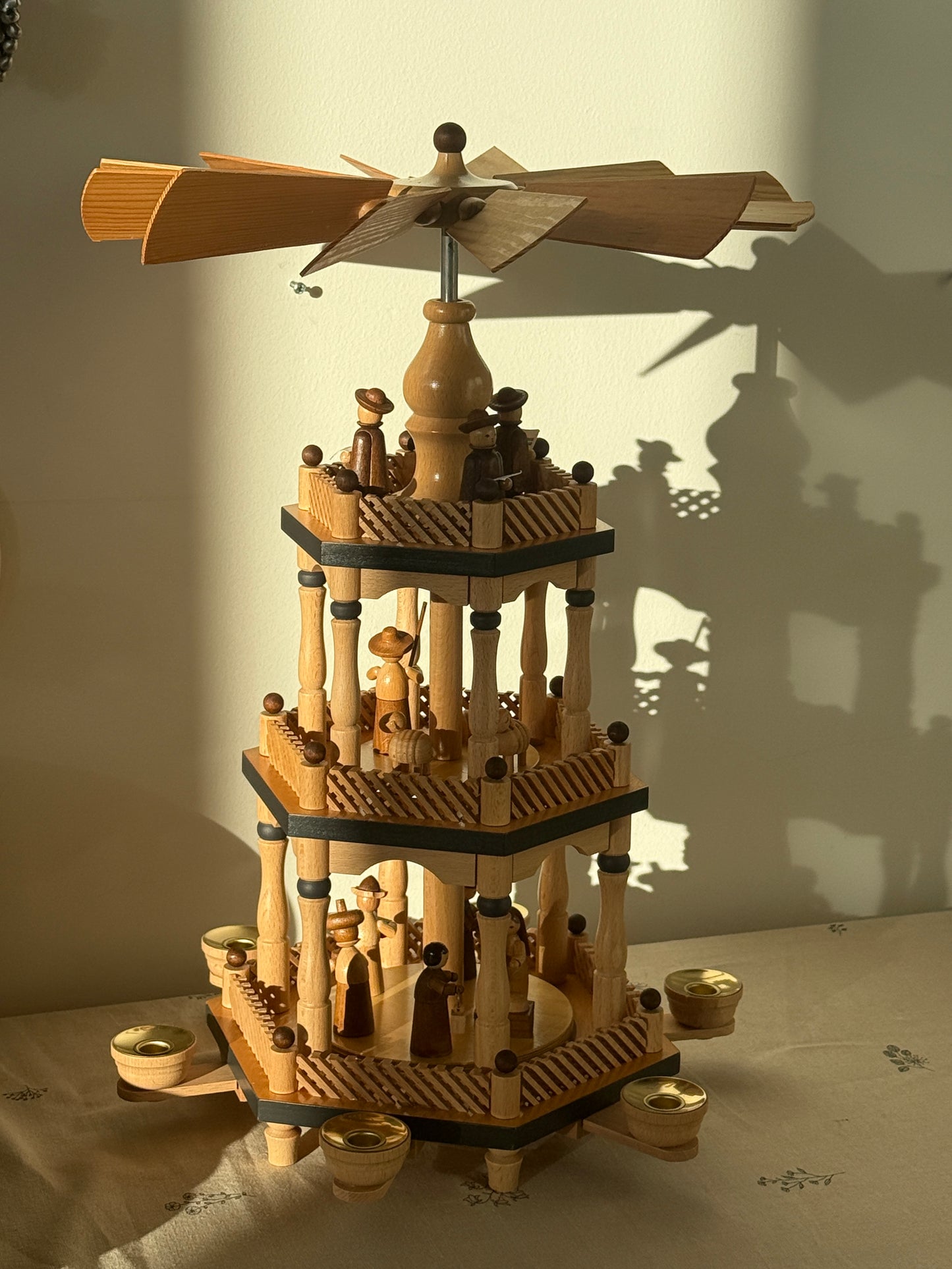 Erzgebirge julepyramide, 3 etager