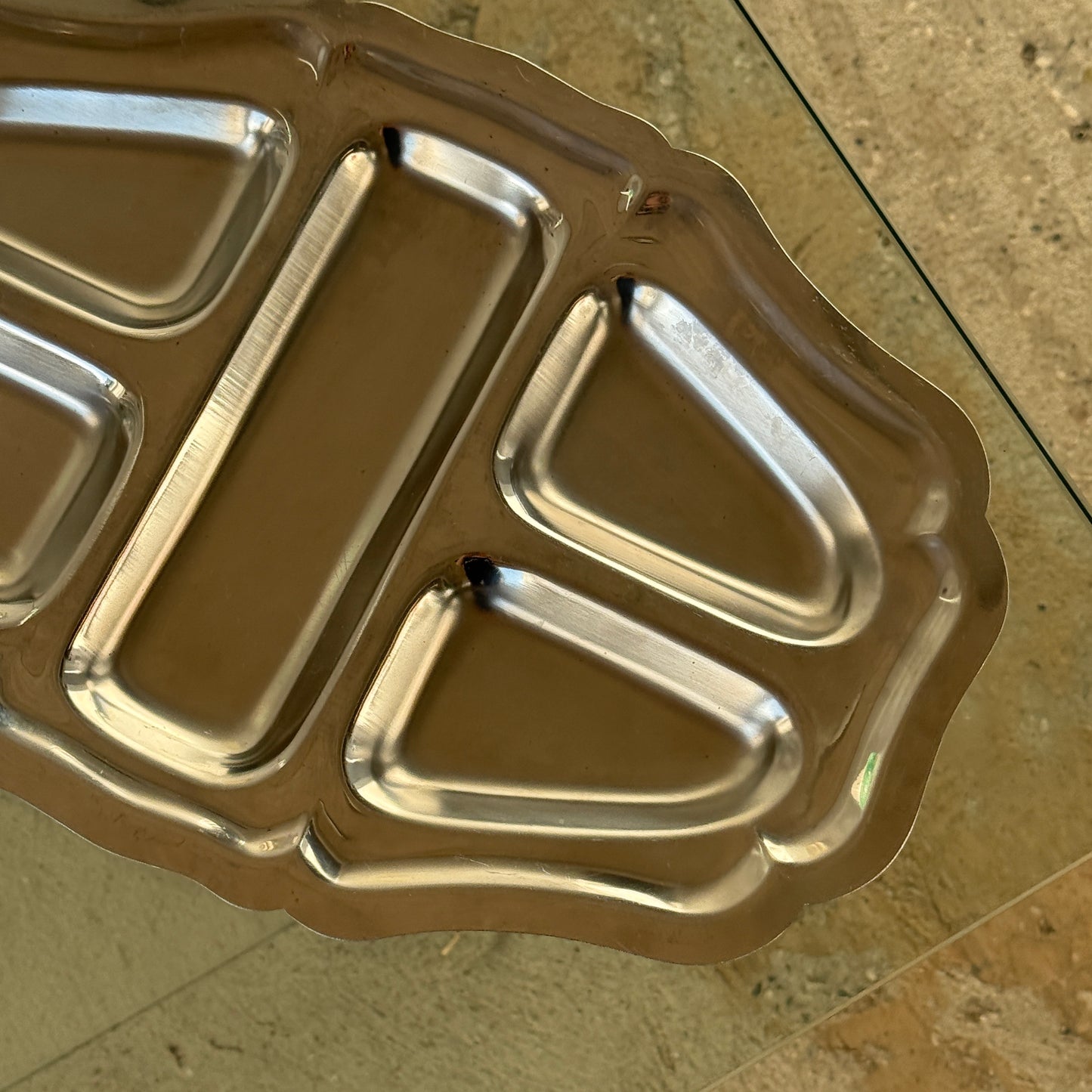 Serveringsfad med fem rum