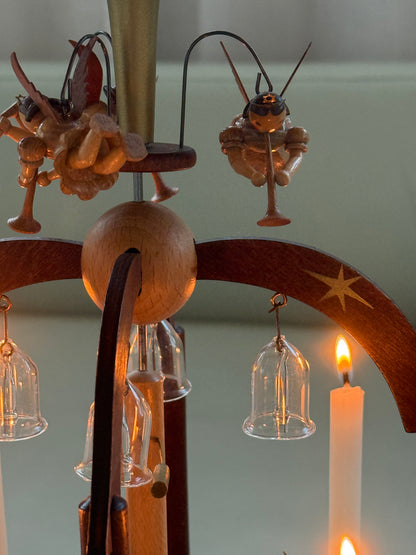 Vintage Erzgebirge julekarrusel m. englekor og klokker