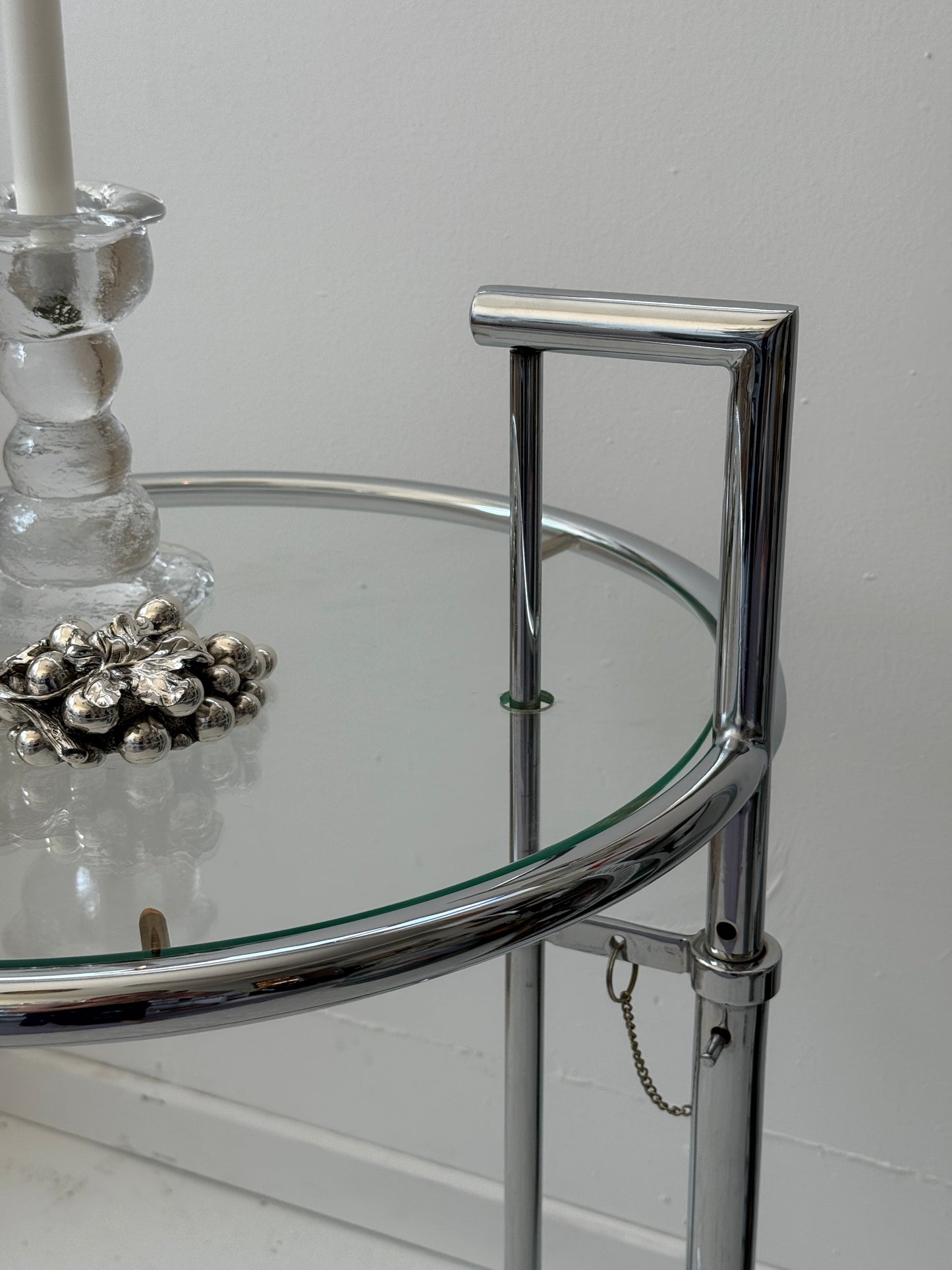 Vintage side-/sofabord i krom og glas