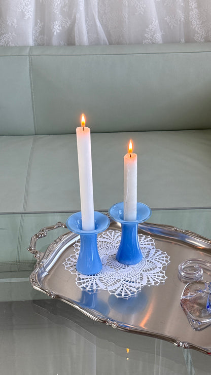 Lyseblå glasstager / minivaser, 2 dele