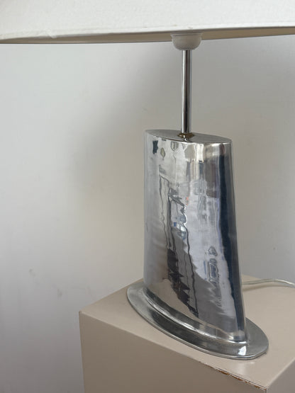 Elegant bordlampe, aluminium