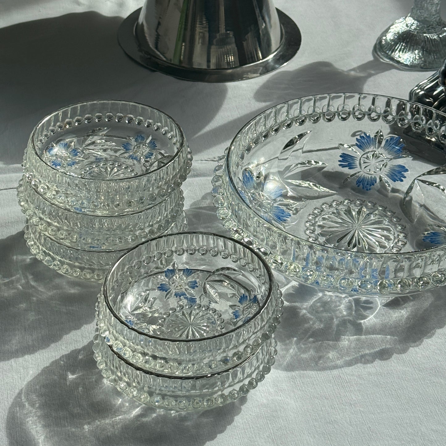 Glasskåle m. blå blomster, sæt