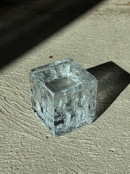Skulpturel glasblok