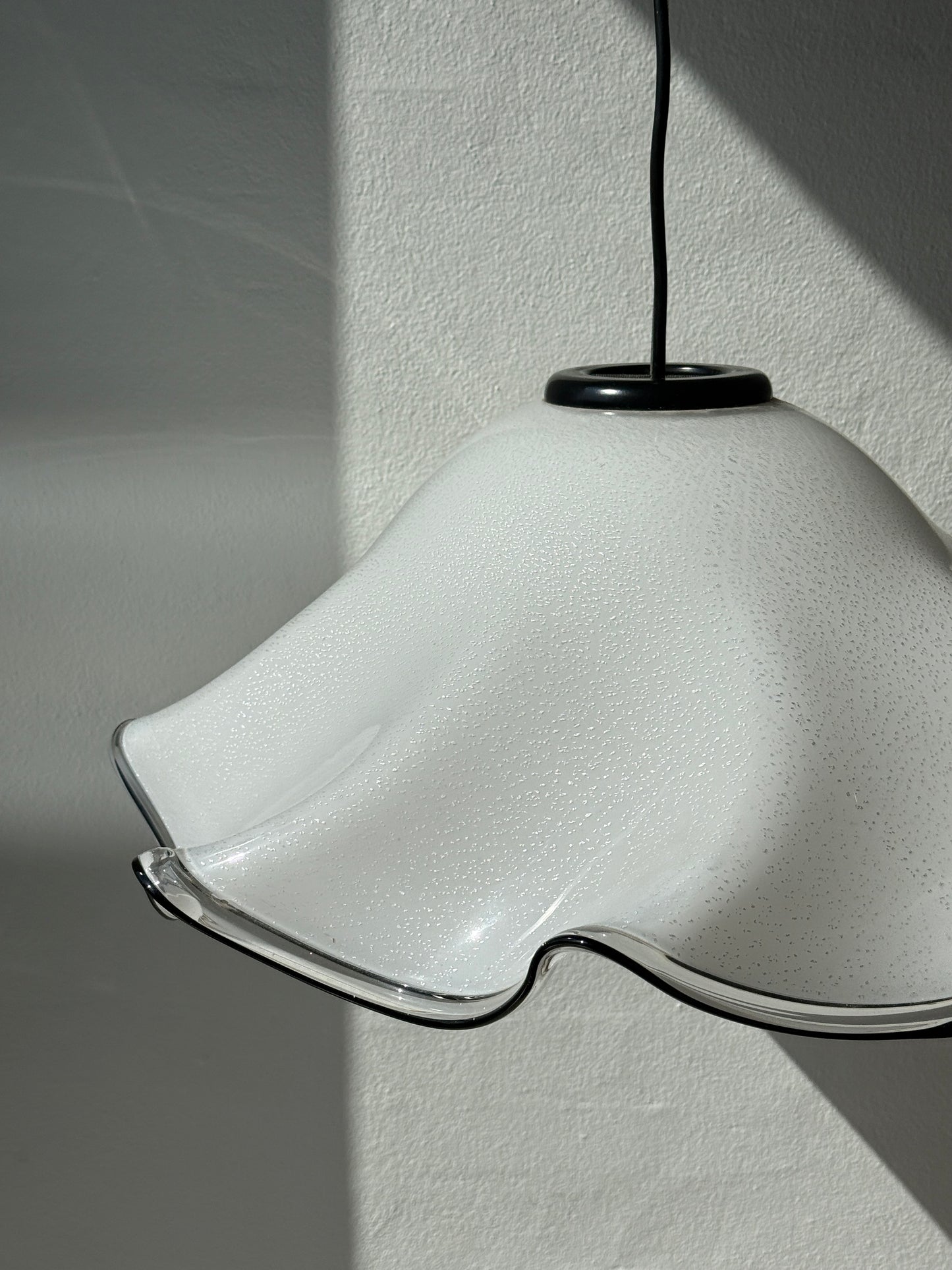 Stor Murano vintage pendel med bølget kant