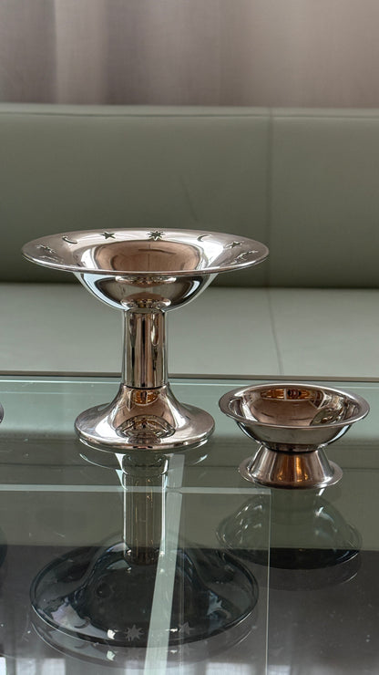 Opsats i sølvfarvet metal med stjerner & måner