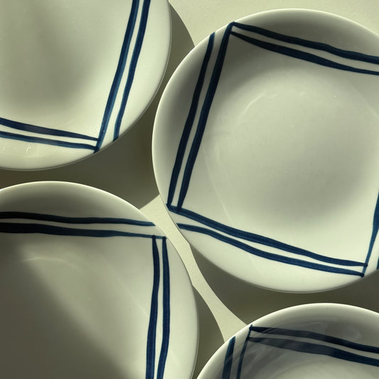 Middagstallerkner med blå striber, 4 stk.