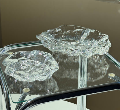 Skulpturelle glasskåle med struktur