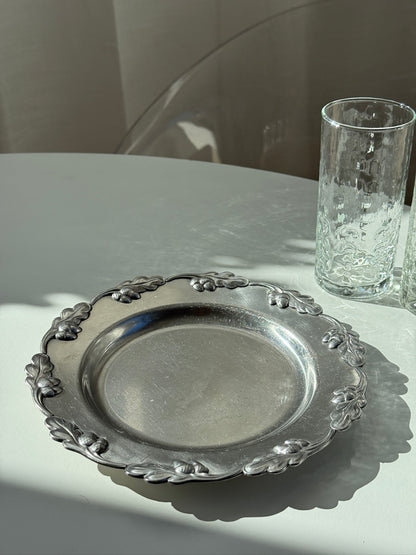 Serveringsfad med agern