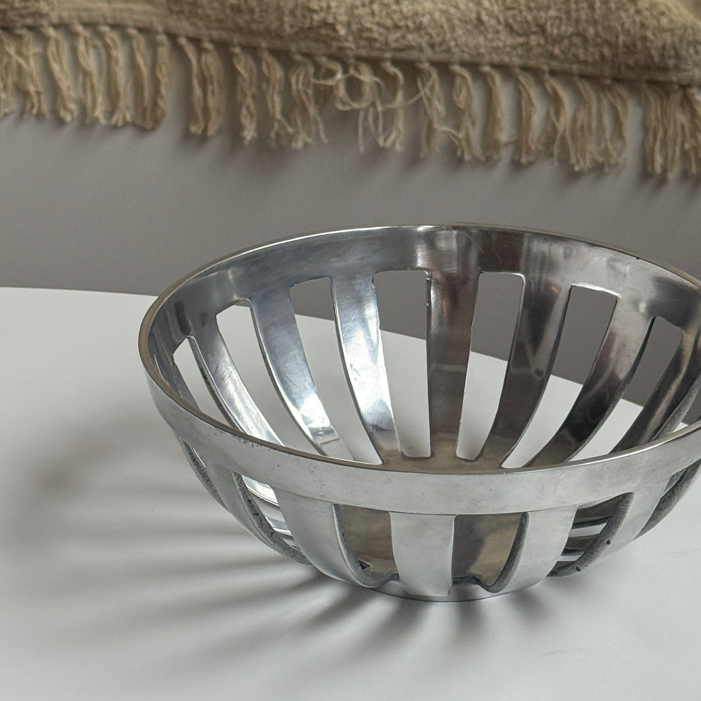 Frugtskål i aluminium