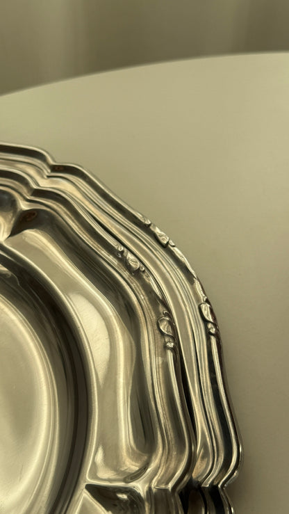 Runde serveringsfade i rustfrit stål, 2 stk.