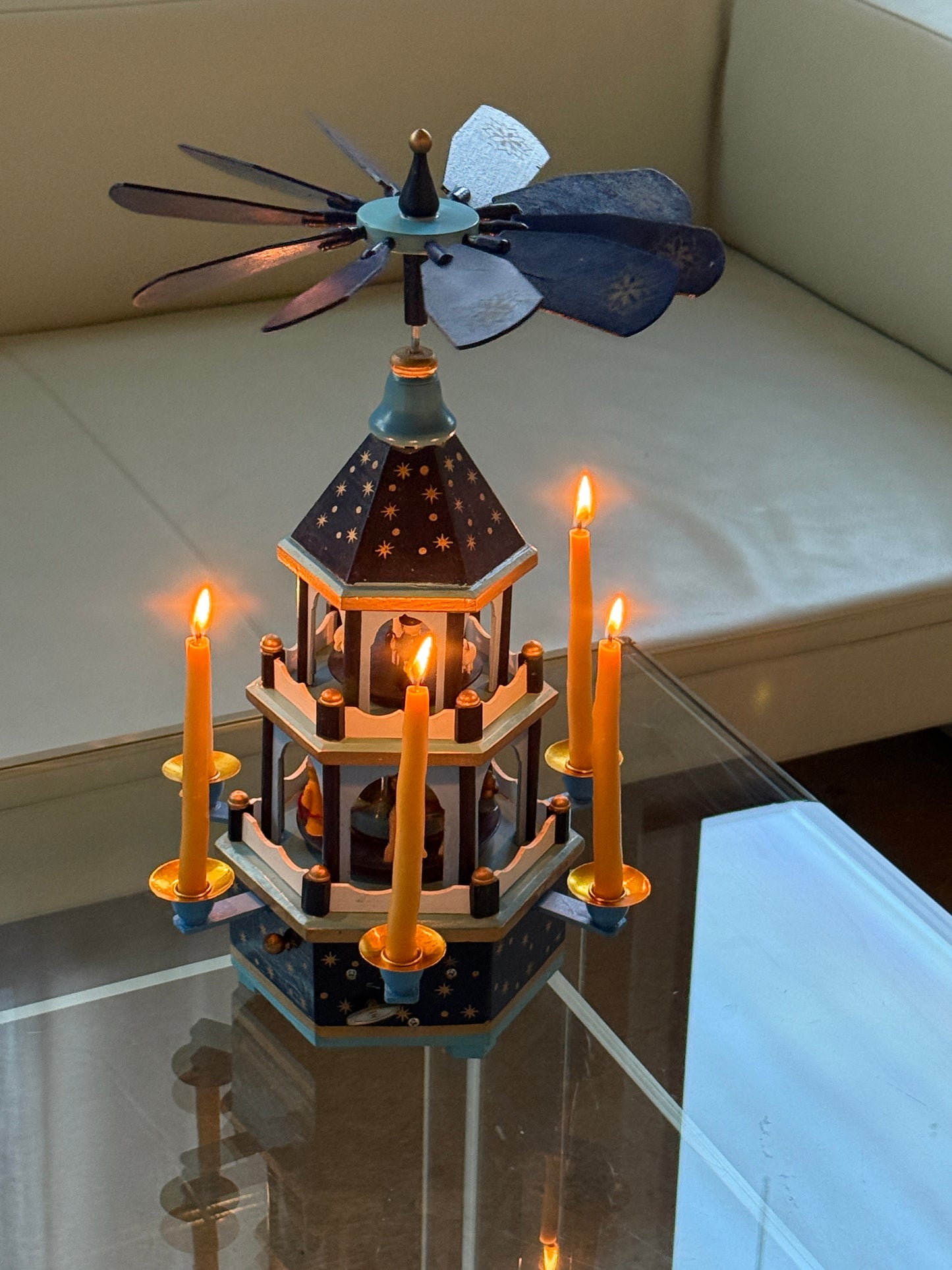 Stjerne julepyramide med musikfunktion