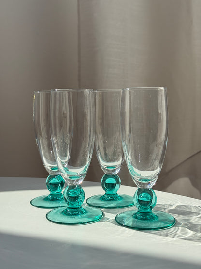 Aquagrønne champagneglas
