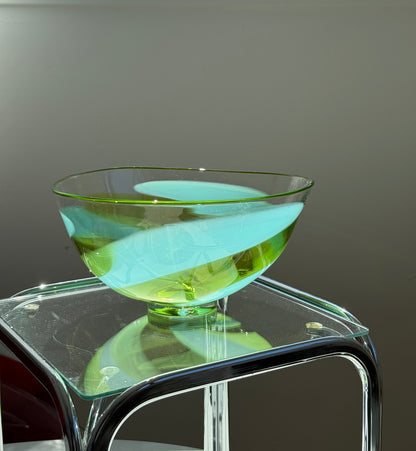 Stor mundblæst glasskål i grønne & blå nuancer