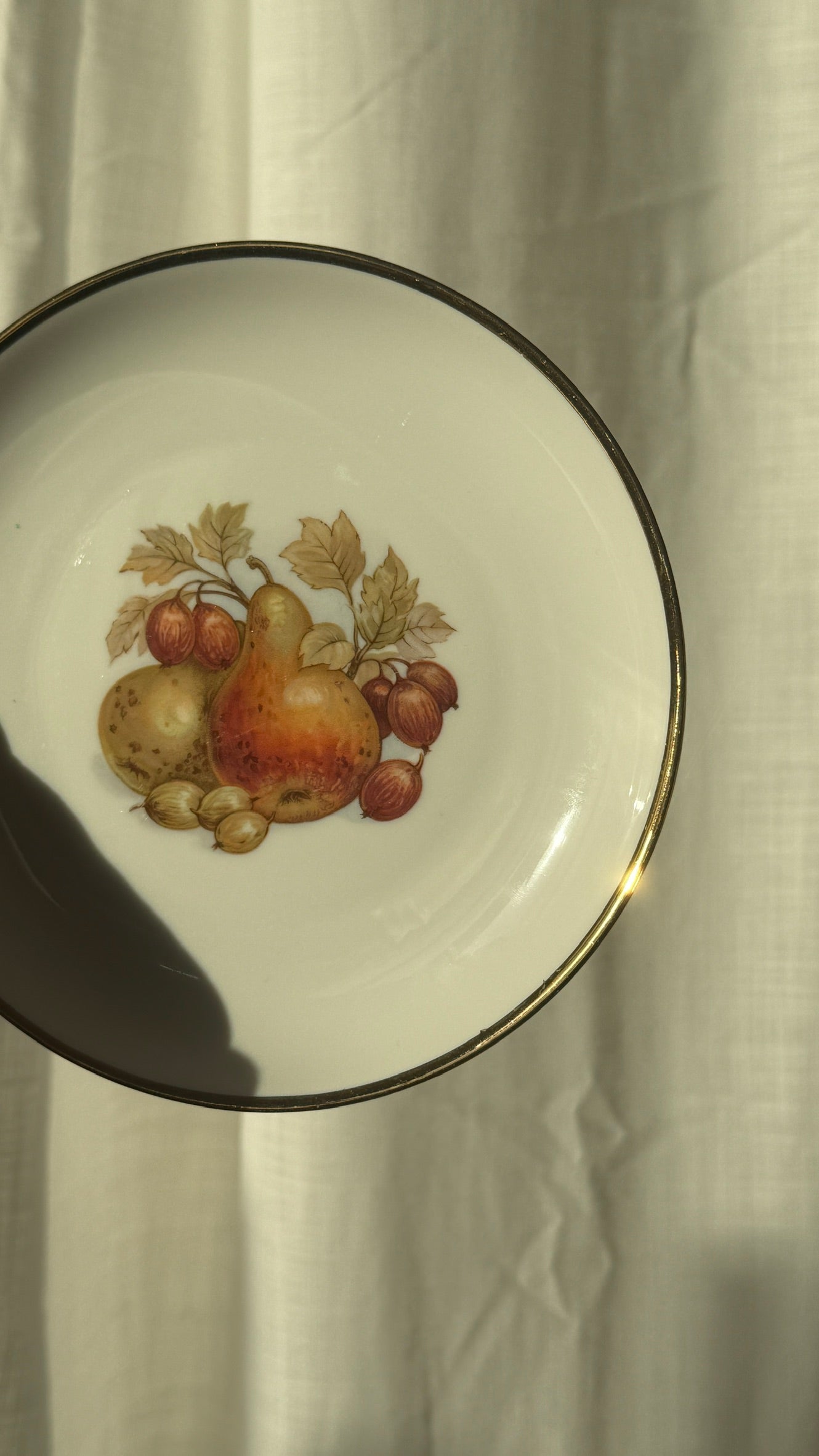 Desserttallerkner med frugtmotiv, Lyngby Porcelæn (5 stk)