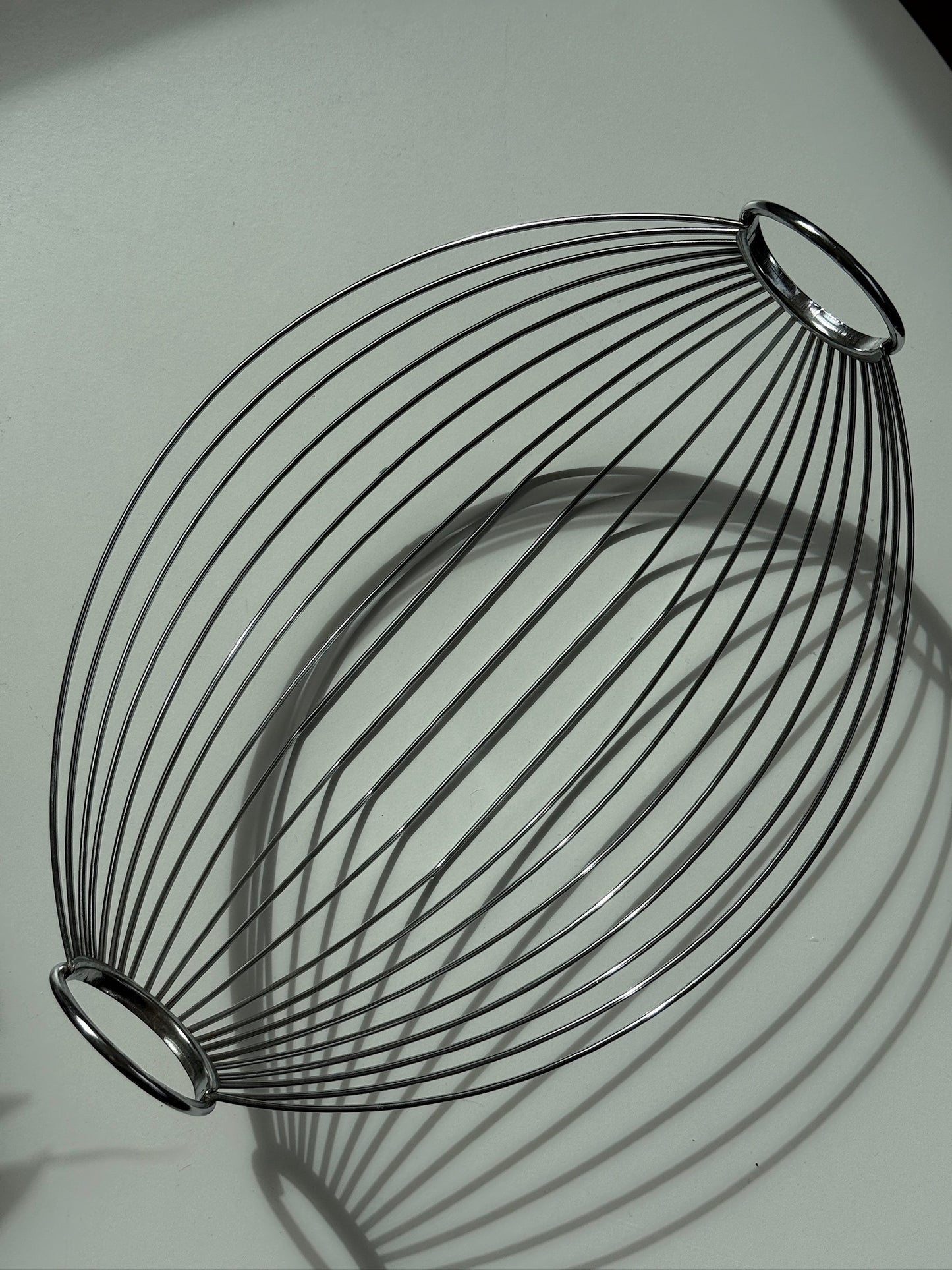 Frugtkurv i forkromet stål