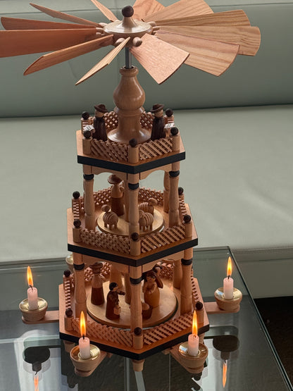 Erzgebirge julepyramide, 3 etager