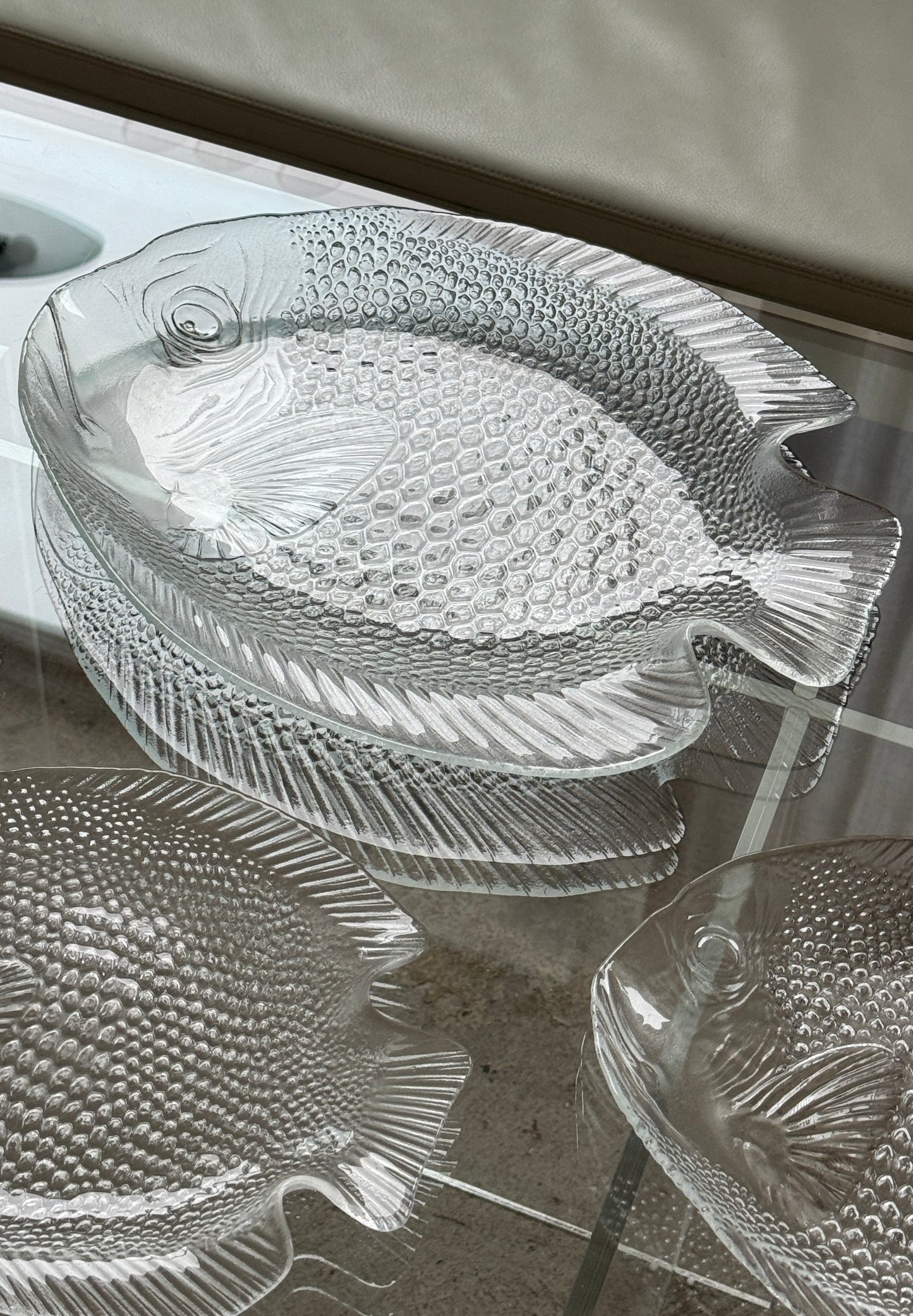 Glasfade formet som fisk - to størrelser
