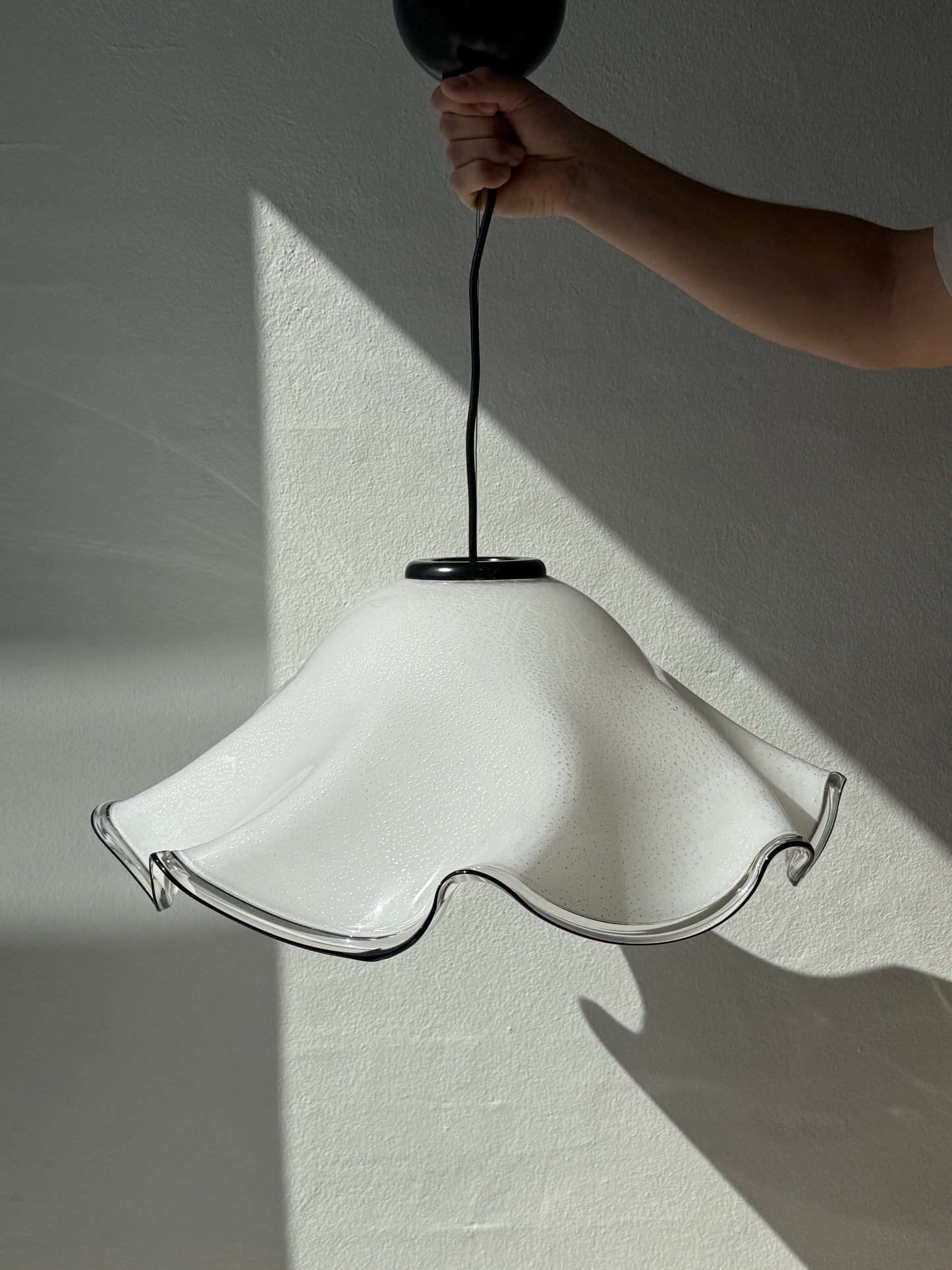 Stor Murano vintage pendel med bølget kant