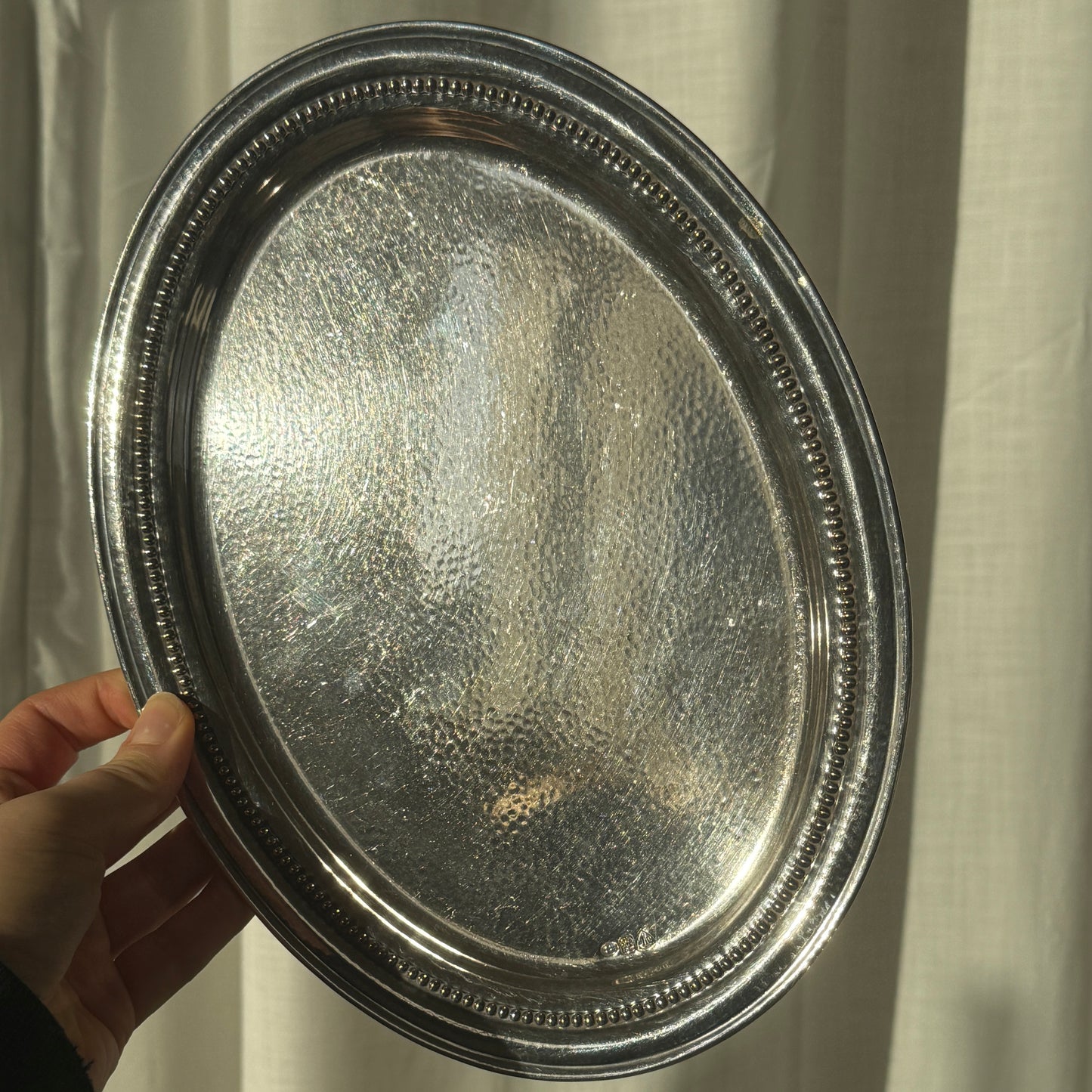 Sølvplet serveringsfad med kant