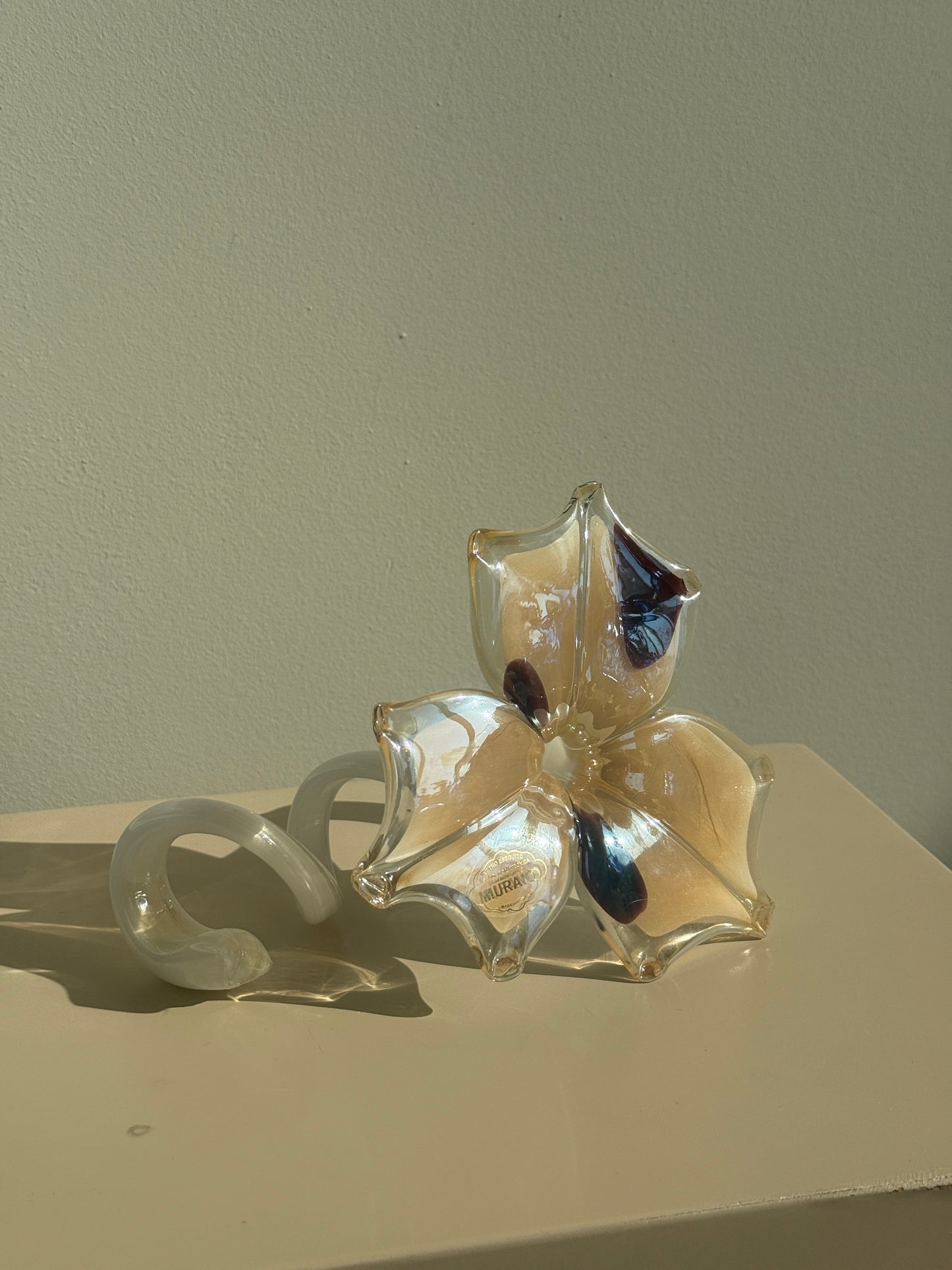 Murano glasblomst med snoet stilk