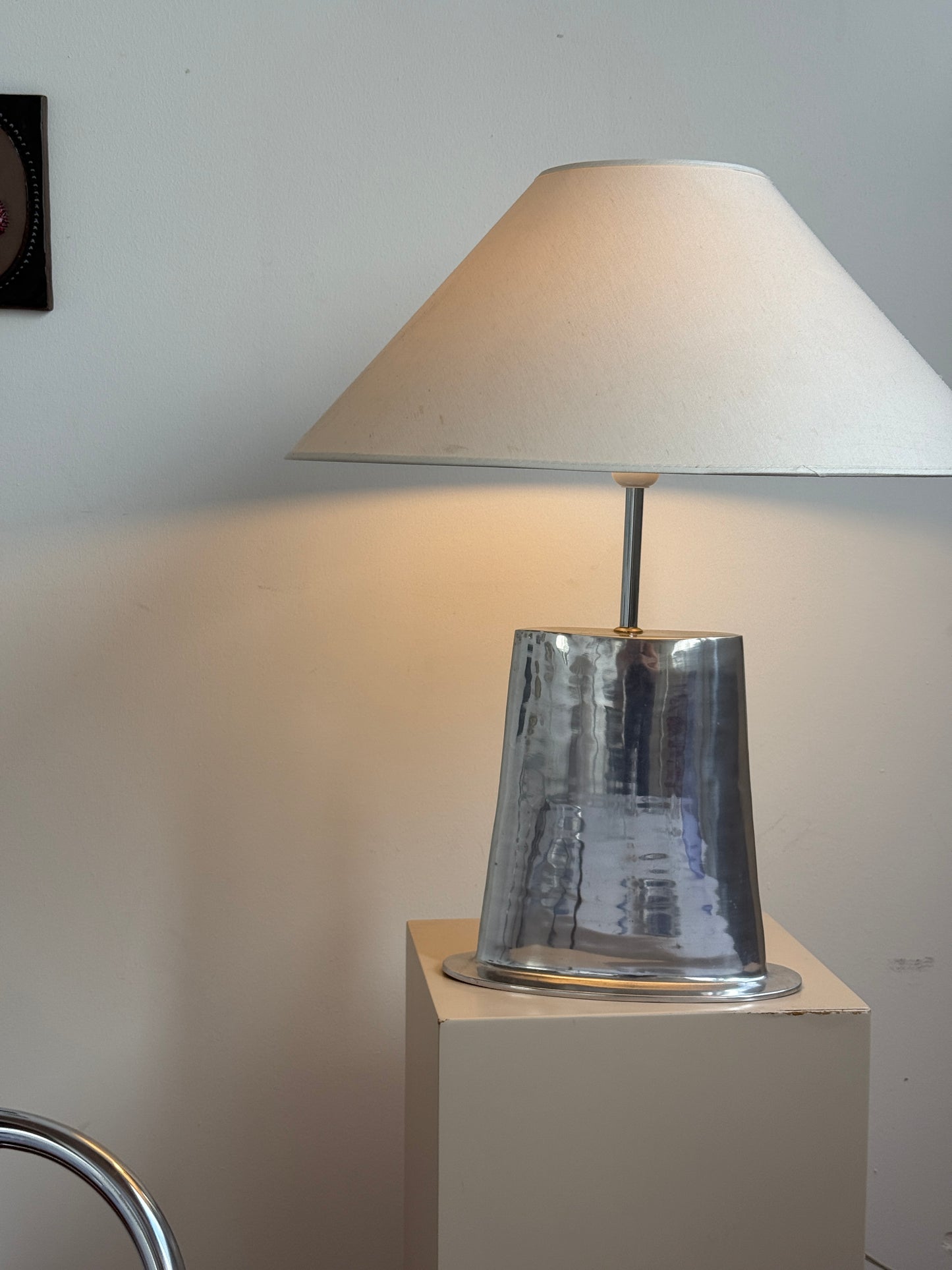 Elegant bordlampe, aluminium