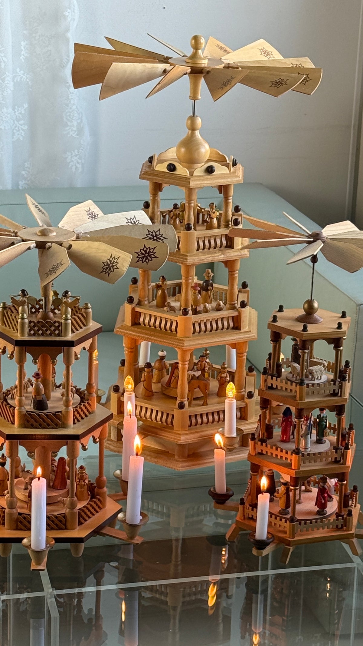 Original Erzgebirge julepyramide med elektriske lys - 60 cm