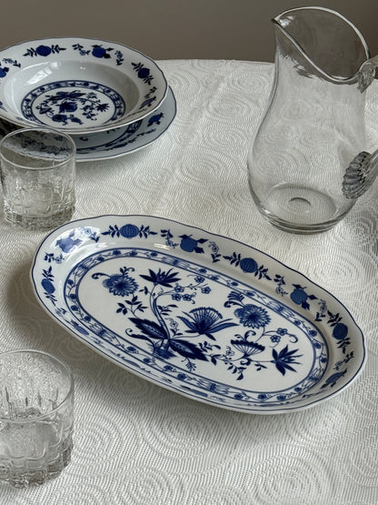 Tallerkner & fade med Blue Onion mønster